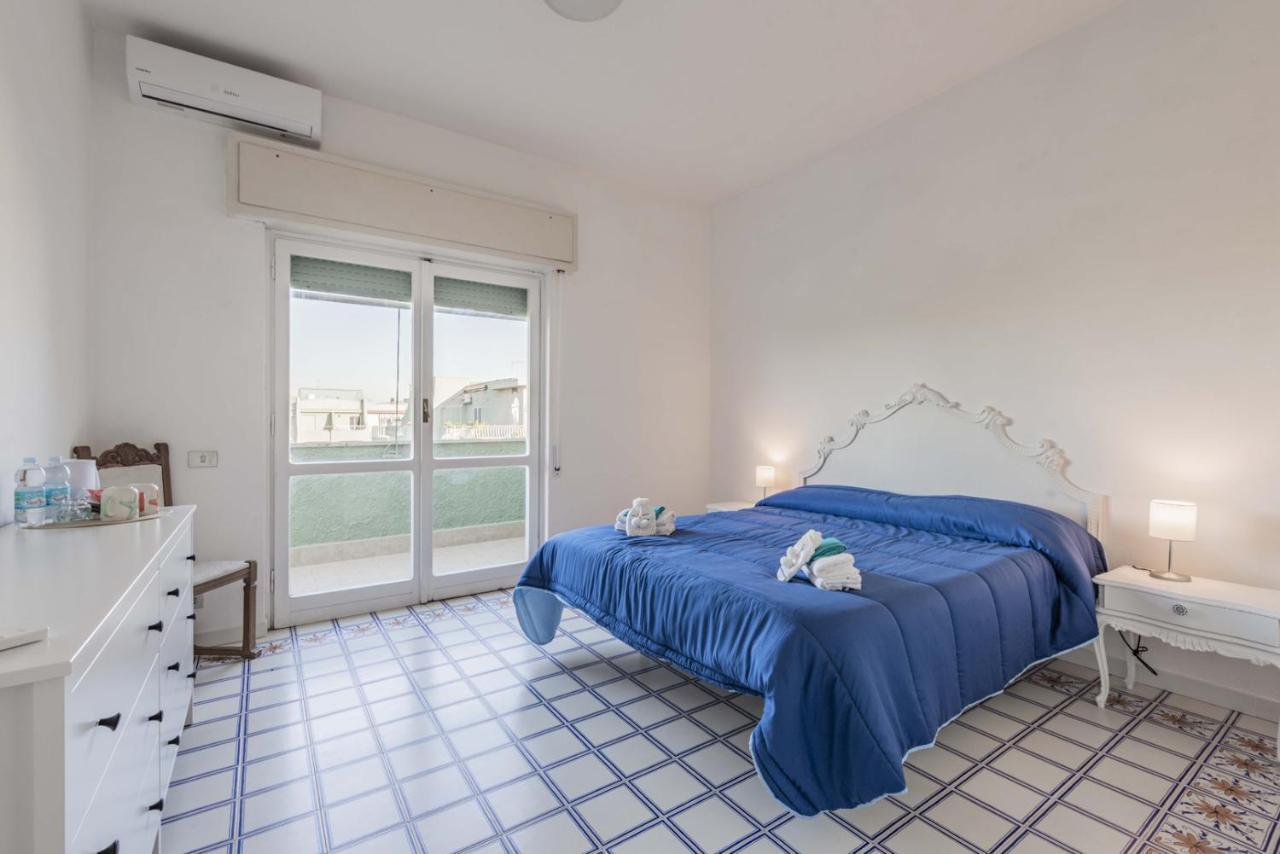 Rosa House Lägenhet Marina di Cerveteri Exteriör bild
