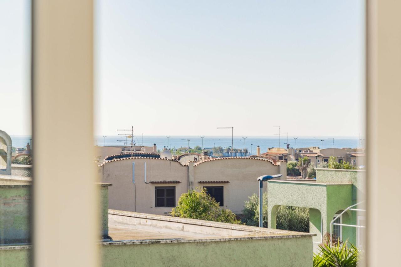 Rosa House Lägenhet Marina di Cerveteri Exteriör bild