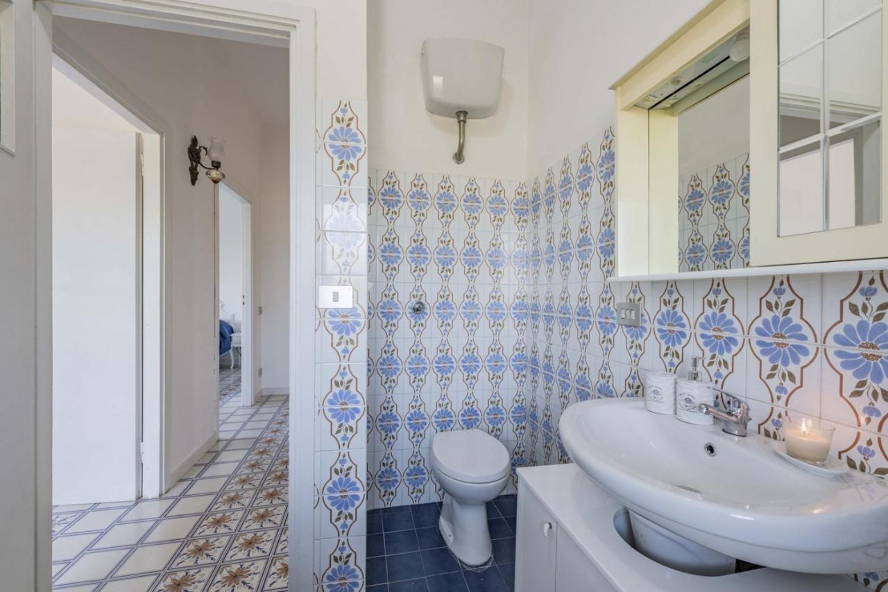 Rosa House Lägenhet Marina di Cerveteri Exteriör bild