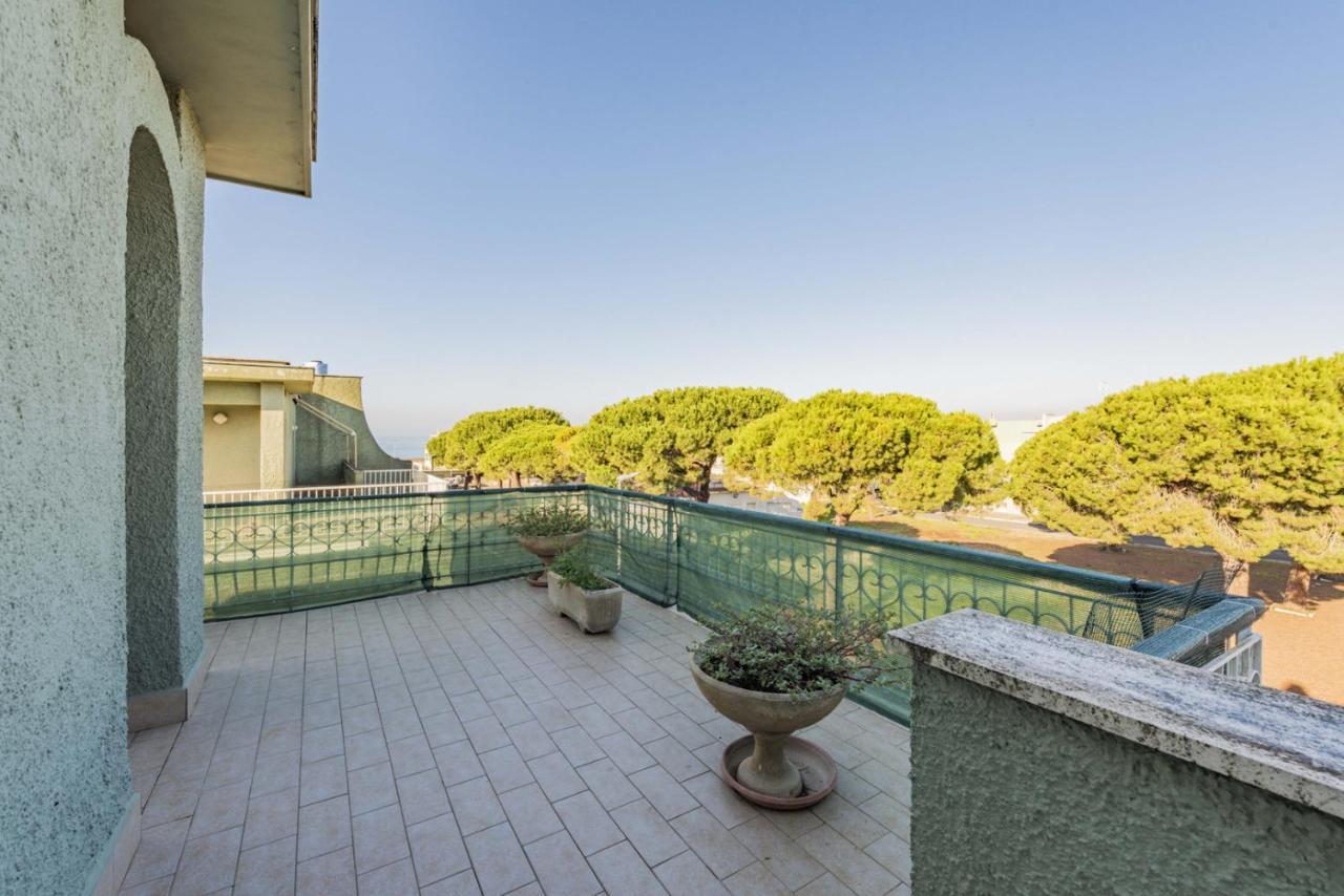 Rosa House Lägenhet Marina di Cerveteri Exteriör bild